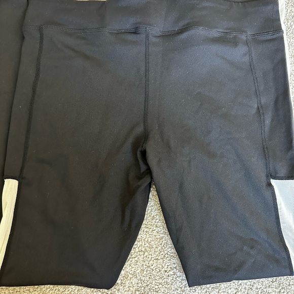 Pastel Denmark Pretty Active wear - Picture 4 of 5